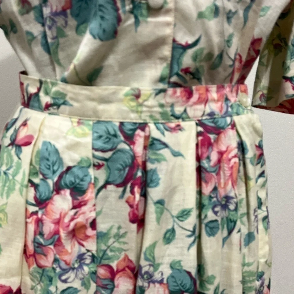 Components Susan Bristol vintage cottagecore prairie floral print linen 2-piece.
